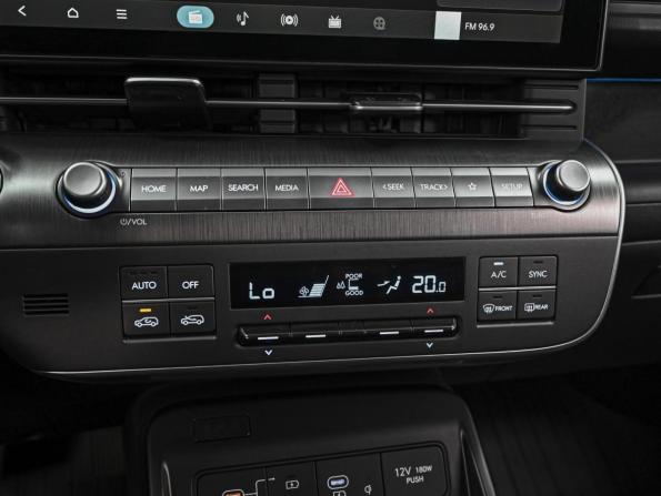 Hyundai Kona I Рестайлинг с пробегом 2023 года, цена 2 534 111 рублей, 26043 км, внедорожник, Автокод Объявления