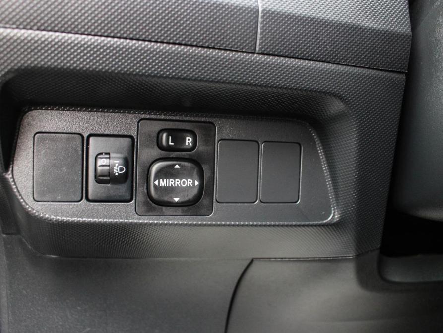 Toyota Auris I Калуга  - изображение 11