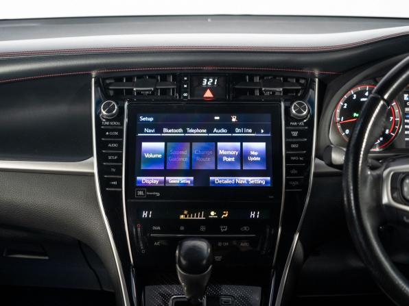 Toyota Harrier III (XU60) Рестайлинг с пробегом 2018 года, цена 2 790 500 рублей, 115196 км, внедорожник, Автокод Объявления