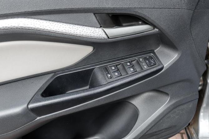 Lada (ВАЗ) Vesta I с пробегом 2018 года, цена 980 000 рублей, 82111 км, седан, Автокод Объявления