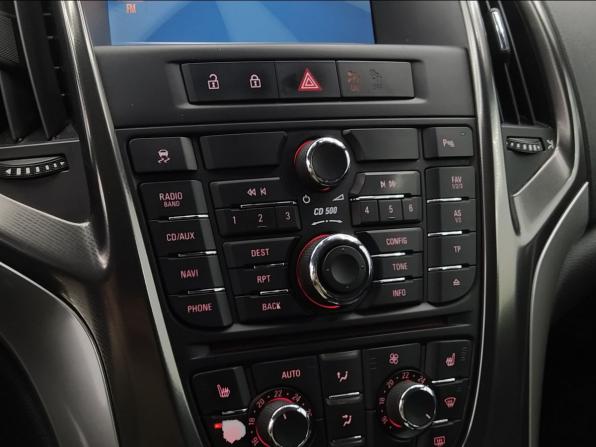Opel Astra J с пробегом 2010 года, цена 670 000 рублей, 180365 км, хэтчбек, Автокод Объявления