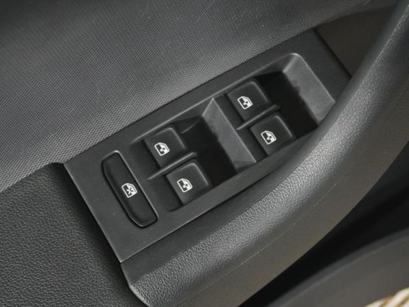 Volkswagen Polo VI с пробегом 2020 года, цена 1 745 000 рублей, 99131 км, лифтбек, Автокод Объявления