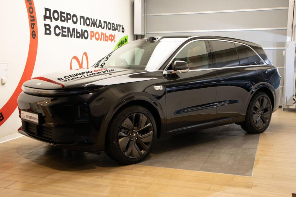 Li Auto (Lixiang) L6 I Москва  - изображение 1