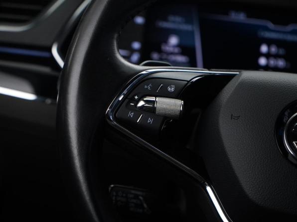 Skoda Superb III Рестайлинг с пробегом 2020 года, цена 3 999 999 рублей, 79015 км, универсал, Автокод Объявления