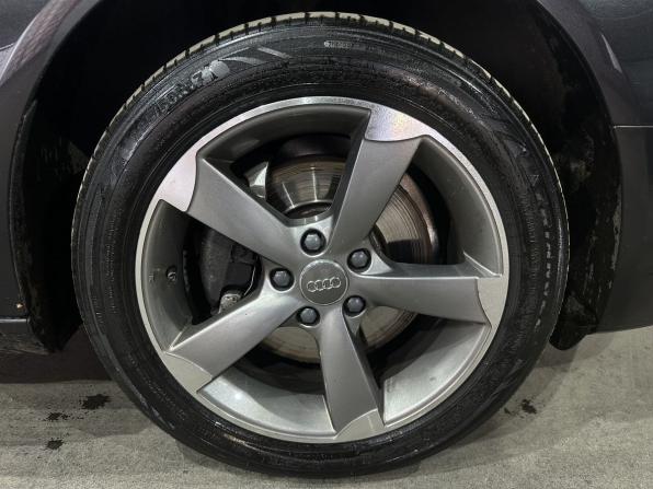 Audi A4 IV (B8) Рестайлинг с пробегом 2013 года, цена 1 648 000 рублей, 215003 км, седан, Автокод Объявления