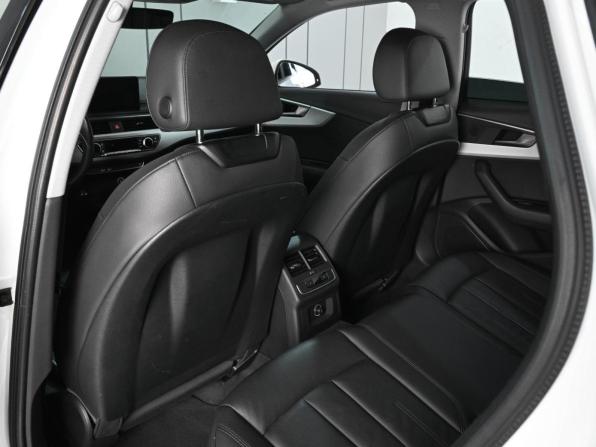 Audi A4 V (B9) с пробегом 2018 года, цена 2 290 000 рублей, 89142 км, седан, Автокод Объявления