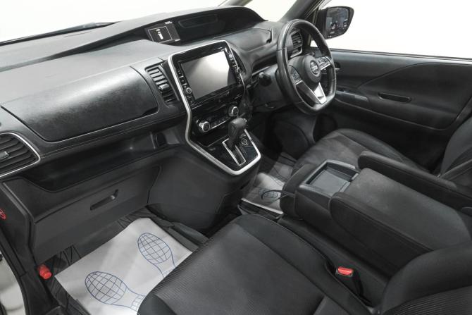 Nissan Serena V (C27) с пробегом 2017 года, цена 1 869 000 рублей, 136000 км, минивэн, Автокод Объявления