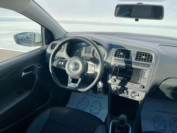 Volkswagen Polo V Рестайлинг с пробегом 2018 года, цена 1 180 200 рублей, 157030 км, седан, Автокод Объявления