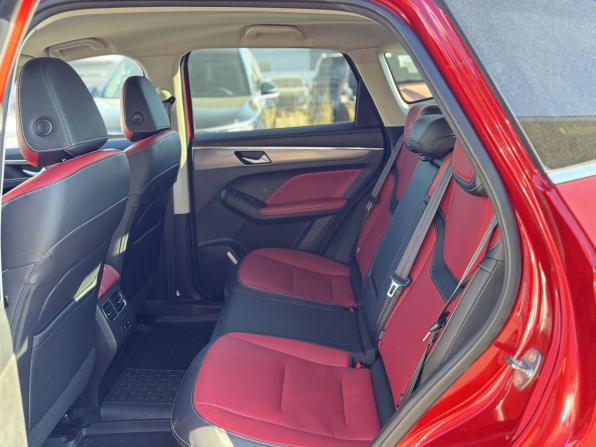 Haval Jolion I Рестайлинг с пробегом 2024 года, цена 2 095 000 рублей, 21966 км, внедорожник, Автокод Объявления