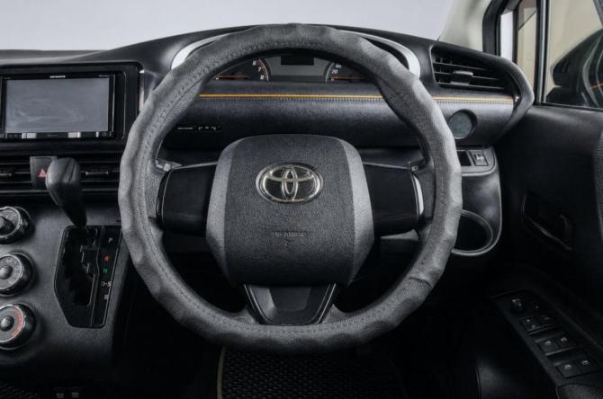 Toyota Sienta II Рестайлинг с пробегом 2021 года, цена 1 549 000 рублей, 98540 км, компактвэн, Автокод Объявления
