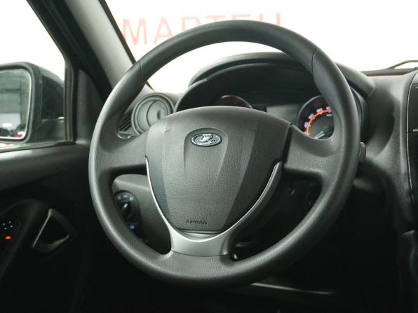 Lada (ВАЗ) Granta I Рестайлинг с пробегом 2022 года, цена 697 000 рублей, 62230 км, седан, Автокод Объявления