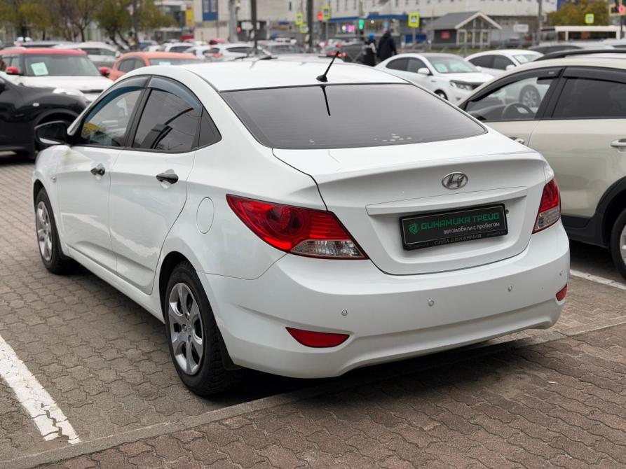 Hyundai Solaris I Череповец  - изображение 8