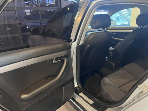 Audi A4 III (B7) с пробегом 2007 года, цена 560 000 рублей, 327403 км, седан, Автокод Объявления
