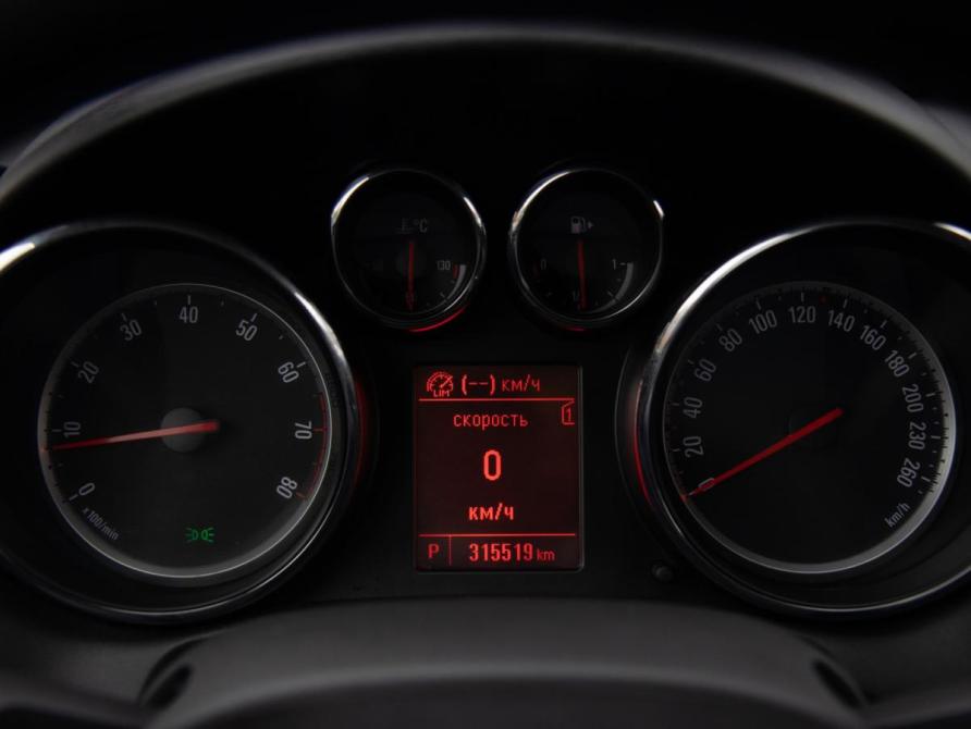 Opel Astra J Рестайлинг Москва  - изображение 9