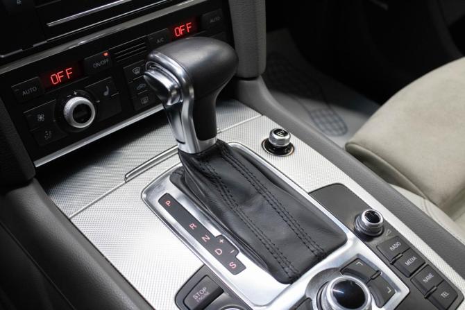 Audi Q7 I (4L) Рестайлинг с пробегом 2013 года, цена 2 099 000 рублей, 186813 км, внедорожник, Автокод Объявления
