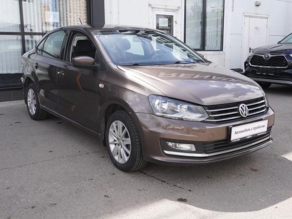 Volkswagen Polo V Рестайлинг с пробегом 2016 года, цена 933 000 рублей, 128284 км, седан, Автокод Объявления