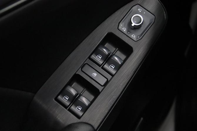 Haval Jolion I с пробегом 2022 года, цена 1 585 550 рублей, 132119 км, внедорожник, Автокод Объявления