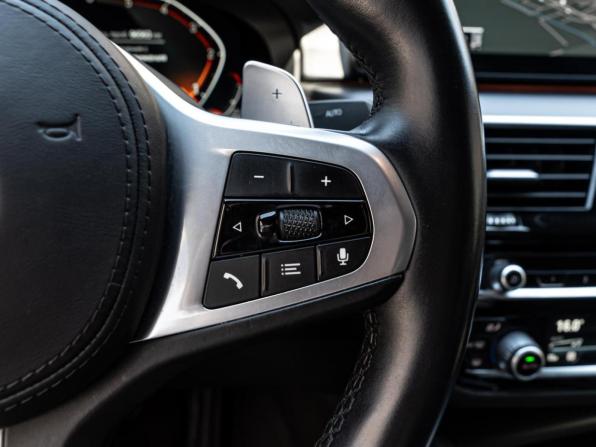 BMW 5 серии VII (G30/G31/G38) Рестайлинг с пробегом 2020 года, цена 4 180 000 рублей, 96563 км, седан, Автокод Объявления