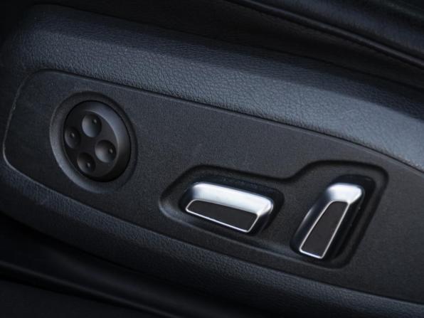 Audi A4 V (B9) Рестайлинг с пробегом 2019 года, цена 3 238 000 рублей, 163903 км, универсал, Автокод Объявления