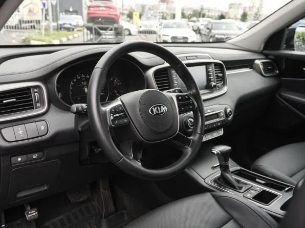 Kia Sorento III Prime Рестайлинг с пробегом 2019 года, цена 3 048 900 рублей, 58000 км, внедорожник, Автокод Объявления