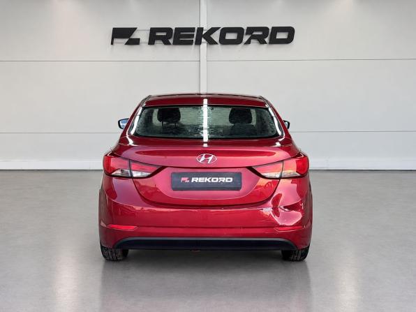 Hyundai Elantra V (MD) Рестайлинг с пробегом 2015 года, цена 849 000 рублей, 183300 км, седан, Автокод Объявления