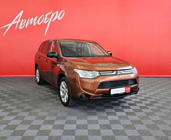 Mitsubishi Outlander III с пробегом 2012 года, цена 1 235 000 рублей, 180169 км, внедорожник, Автокод Объявления
