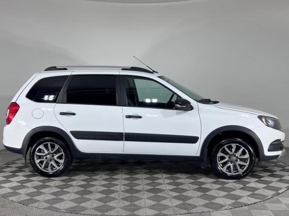 Lada (ВАЗ) Granta I Рестайлинг с пробегом 2023 года, цена 880 000 рублей, 77471 км, универсал, Автокод Объявления