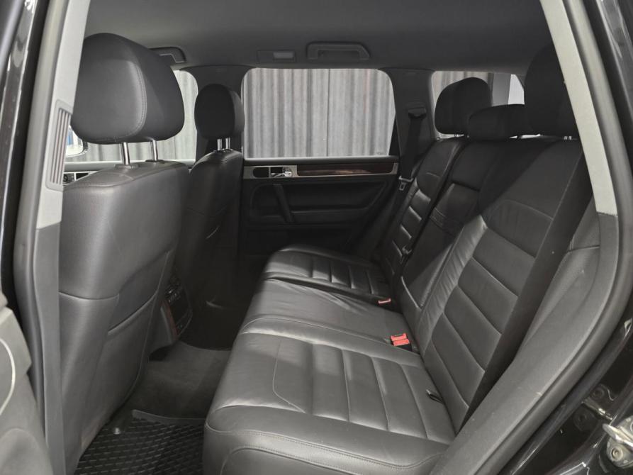 Volkswagen Touareg I Рестайлинг Красноярск  - изображение 16