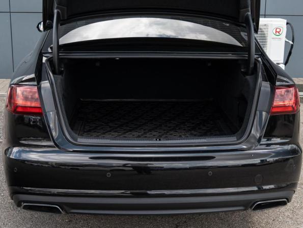 Audi A6 IV (C7) Рестайлинг с пробегом 2015 года, цена 1 700 000 рублей, 266175 км, седан, Автокод Объявления
