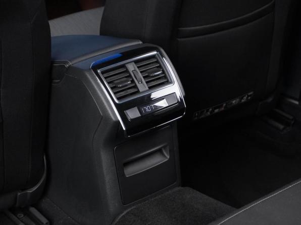Skoda Superb III с пробегом 2016 года, цена 1 779 040 рублей, 132002 км, лифтбек, Автокод Объявления
