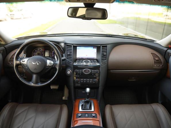 Infiniti QX70 с пробегом 2016 года, цена 2 299 000 рублей, 129523 км, внедорожник, Автокод Объявления