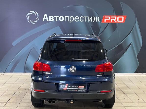 Volkswagen Tiguan I Рестайлинг с пробегом 2015 года, цена 1 300 000 рублей, 233447 км, внедорожник, Автокод Объявления