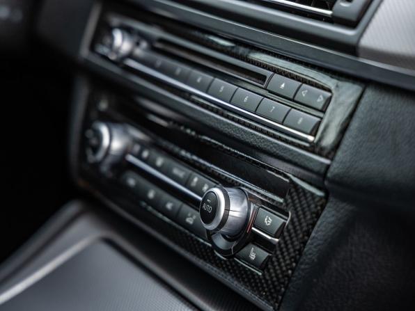 BMW 5 серии VI (F10/F11/F07) Рестайлинг с пробегом 2013 года, цена 1 798 000 рублей, 198070 км, седан, Автокод Объявления