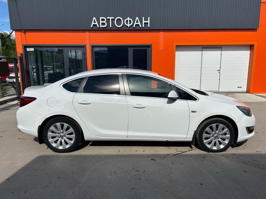 Opel Astra J Рестайлинг Сызрань  - изображение 4