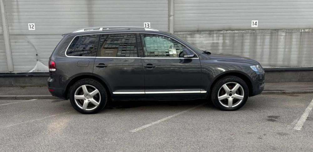 Volkswagen Touareg I Рестайлинг Санкт-Петербург  - изображение 4
