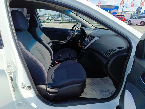 Hyundai Solaris I Рестайлинг с пробегом 2014 года, цена 799 995 рублей, 121333 км, хэтчбек, Автокод Объявления