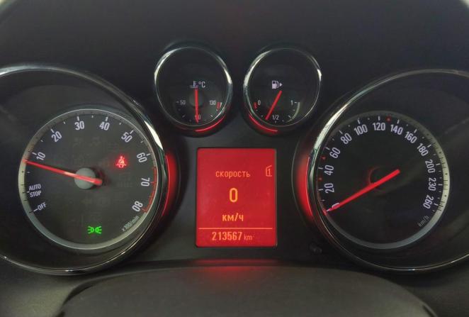 Opel Astra J Рестайлинг с пробегом 2011 года, цена 520 000 рублей, 213566 км, хэтчбек, Автокод Объявления
