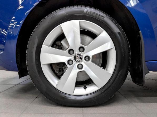 Skoda Rapid I Рестайлинг с пробегом 2019 года, цена 1 325 000 рублей, 133079 км, лифтбек, Автокод Объявления