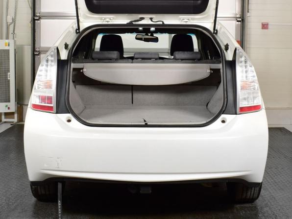 Toyota Prius III (XW30) с пробегом 2009 года, цена 1 199 995 рублей, 284189 км, лифтбек, Автокод Объявления