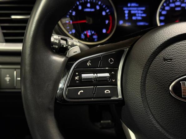 Kia Ceed III с пробегом 2019 года, цена 1 650 000 рублей, 128801 км, хэтчбек, Автокод Объявления