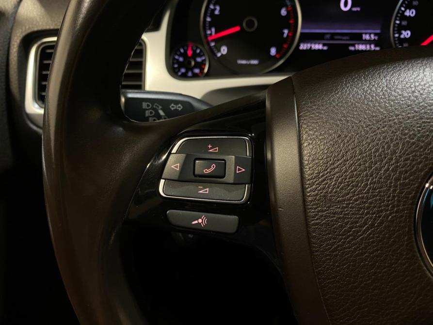 Volkswagen Touareg II Челябинск  - изображение 19