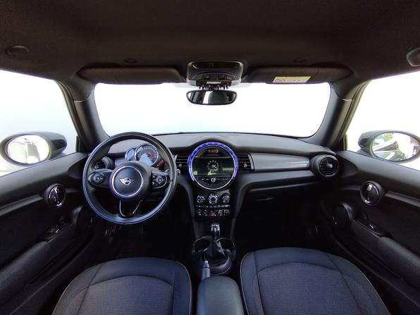 Mini Hatch III (F55/F56) Рестайлинг с пробегом 2020 года, цена 1 990 000 рублей, 84981 км, хэтчбек, Автокод Объявления