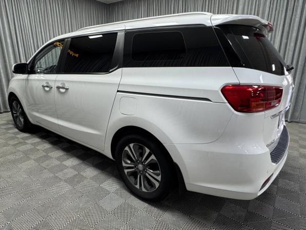 Kia Carnival III с пробегом 2019 года, цена 2 850 000 рублей, 165226 км, минивэн, Автокод Объявления
