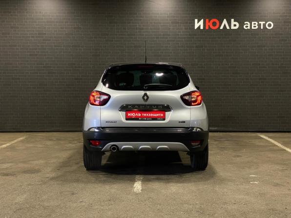 Renault Kaptur I с пробегом 2017 года, цена 1 580 000 рублей, 98679 км, внедорожник, Автокод Объявления