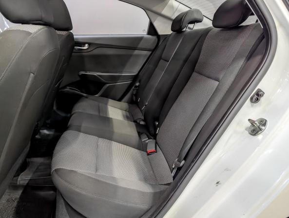 Hyundai Solaris II Рестайлинг с пробегом 2021 года, цена 1 190 000 рублей, 185886 км, седан, Автокод Объявления
