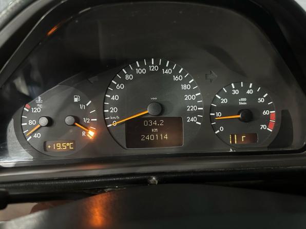 Mercedes-Benz G-Класс II (W463) с пробегом 2000 года, цена 2 050 000 рублей, 240113 км, внедорожник, Автокод Объявления