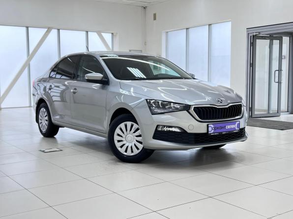 Skoda Rapid II с пробегом 2021 года, цена 1 490 000 рублей, 95647 км, лифтбек, Автокод Объявления