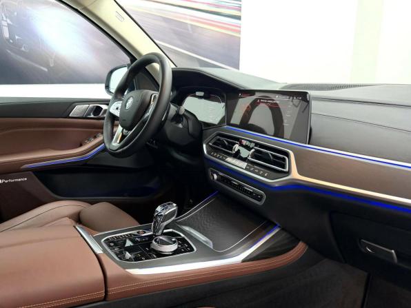 BMW X7 I (G07) Рестайлинг с пробегом 2022 года, цена 10 995 000 рублей, 28023 км, внедорожник, Автокод Объявления