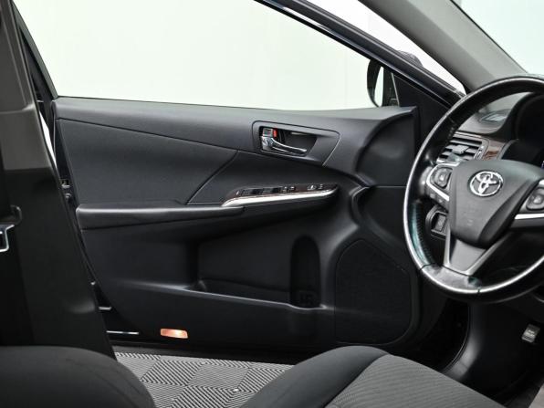 Toyota Camry VII (XV50) Рестайлинг с пробегом 2016 года, цена 1 849 000 рублей, 114000 км, седан, Автокод Объявления