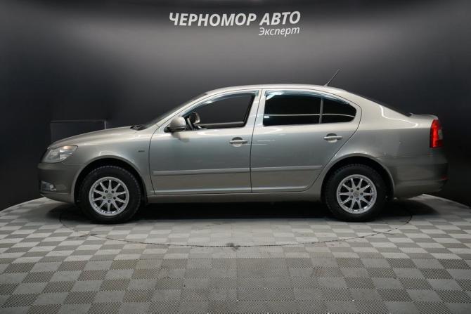 Skoda Octavia II (A5) Рестайлинг с пробегом 2013 года, цена 1 080 000 рублей, 239845 км, лифтбек, Автокод Объявления